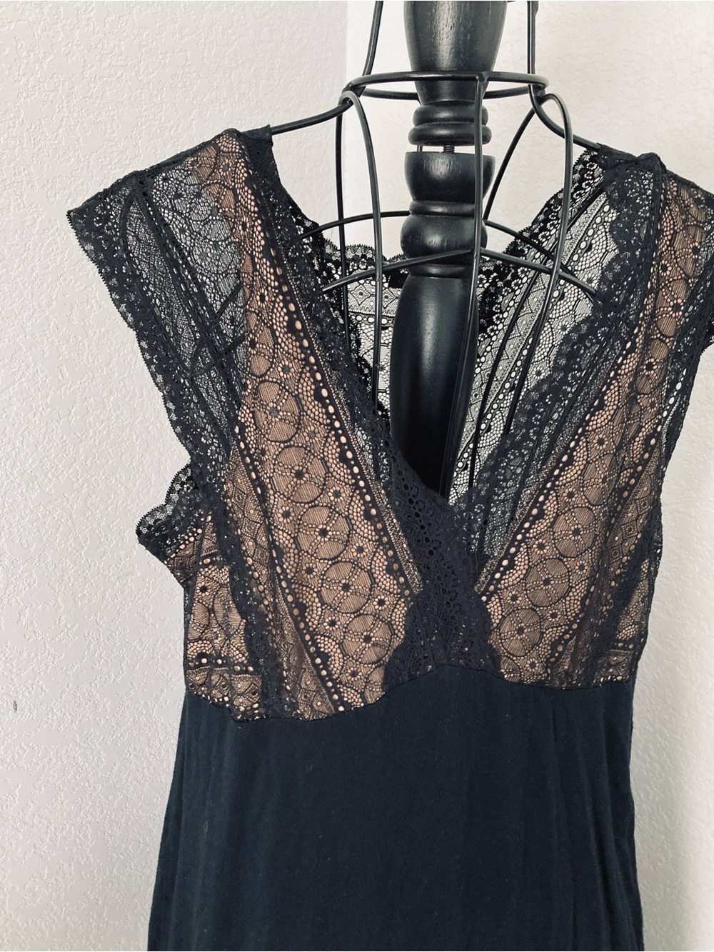 Soma Black Lace Chemise nightgown soft knit and lace with V-Neck large - Picture 2 of 4